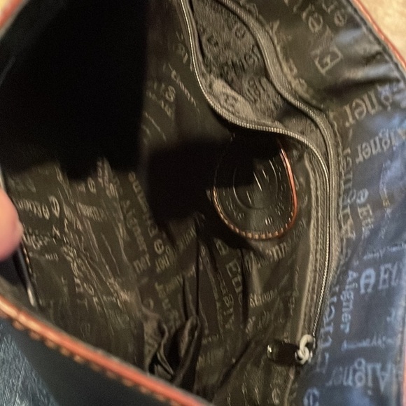 Aigner‎ Crossbody Purse - Picture 7 of 11